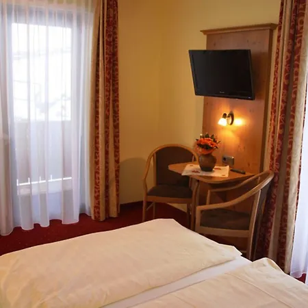 Отель Alpen-hotel Seimler